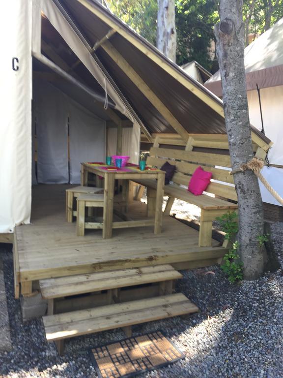 Camping Les Orangers San-Martino-di-Lota Quarto foto